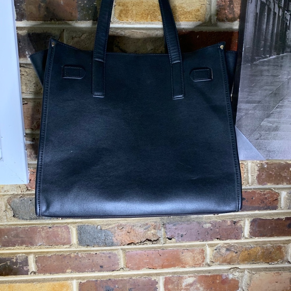 Handbag - Picture 4 of 5